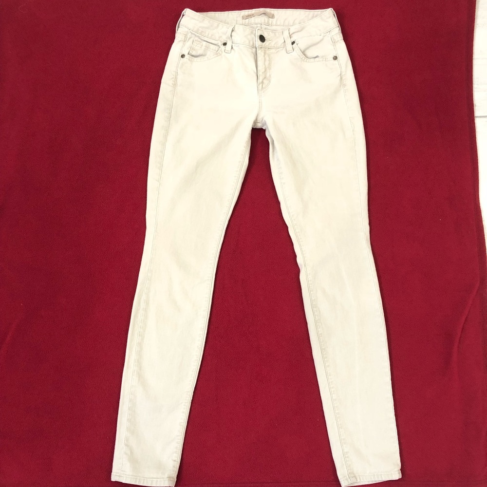Vince Jean off white; 27; good condition